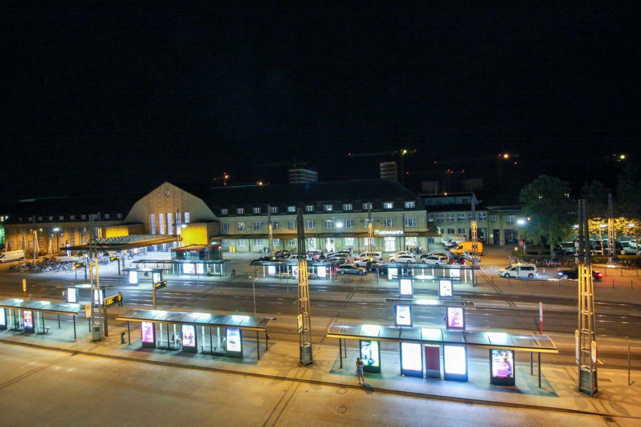 #Centralstation #130Qm Hauptbahnhof #Netflix Karlsruhe Eksteriør bilde